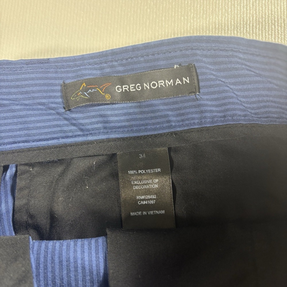 Greg Norman Performance Golf Shorts Men Size 34 Blue Pinstripe Stretch Polyester - Picture 3 of 5